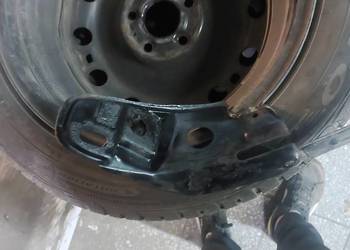 Mocowanie zderzaka przedniego Mercedes w123