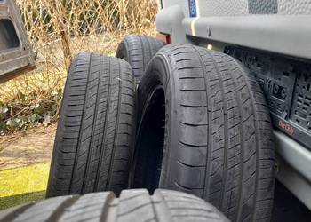 Komplet opon 4 sztuki Goodyear Efficientgrip 2 Suv 215/60R17 96H Bsw