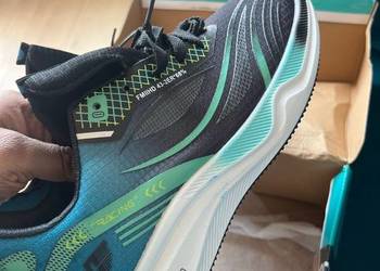 Buty do biegania męskie, rozmiar 41/42, długość wkładki: 27 cm