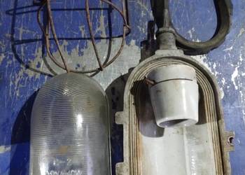 Lampa PRL piwnica bunkier, włacznik bakelitowy obrotowy