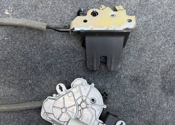 Dociag zamek tylnej klapy Audi q3 2022