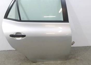 DRZWI PRAWE TYŁ SREBRNE  Toyota Auris I (2006-2012)
