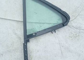 Toyota Yaris Cross szyba tylna lewa karoseryjna.