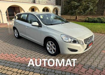 Volvo V60 T4 180 KM Podgrzewane fotele Hak odpinany I (2010-2018)