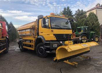 Mercedes Axor 2011 4x4 1824 piaskarka solarka econ pług schmidt