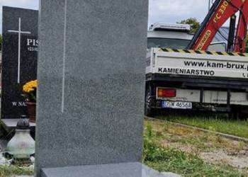 Nagrobek urnowy kuru grey nr.2242 SMOLEC