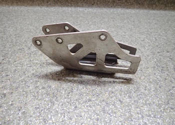 OSŁONA PROWADNICY ŁAŃCUCHA YAMAHA WR 400 98-99R YZ 426