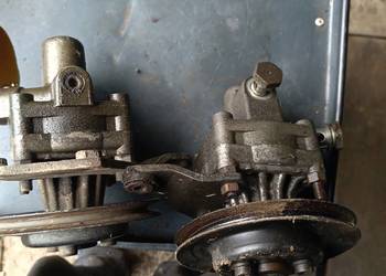 Pompa wspomagania kierownicy audi 80 B4