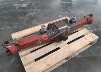 Obudowa przedniego mostu Massey Ferguson 6130 4245