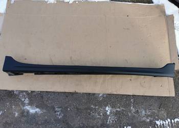 Listwa progowa prawa rh suzuki Swift 6 VI mk8 18+ 77211-68R0