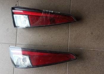 Lampa Toyota Prius P4