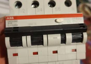 Wyłącznik różnicowoprądowy / automatyczny ABB 2CSR256140R1165 4 styk