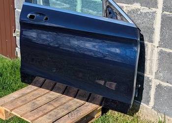 Mercedes c klasa w205 prawe drzwi 890