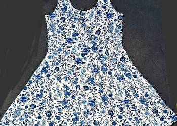 Sukienka w kwiatki S M