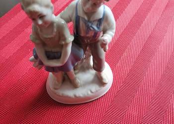 Figurka z porcelany  szkliwnej  - Saksonia i  Turyngia.