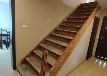 Zlecę remont i naprawę starych schodów drewnianych