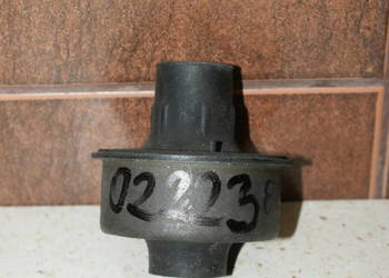 Silentblock wahacza przód L/P (dolny z przodu) OPEL OMEGA A,
