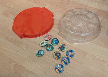 Arena + 10 spinnerów BeyBlade