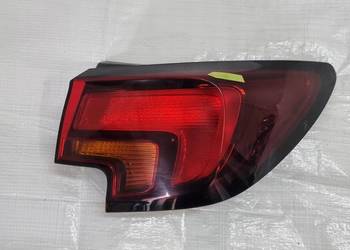 LAMPA PRAWA PRAWY TYŁ OPEL ASTRA K V HB 39015944