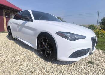Alfa Romeo Giulia 2.0 Q4 Ti Sport Carbon - Rzadkie wyposażenie, świetna!