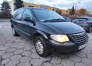 Chrysler Grand Voyager chowane fotele w podłogę