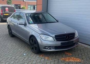 Sprzedam Mercedes c180 w204 silnik nieodpala paliwo niedochodzi