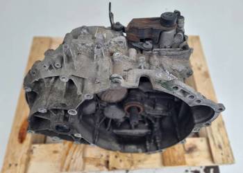 Volvo V70 III 2.4 D5 SKRZYNIA BIEGÓW 9G9R-7002-MA 31259509