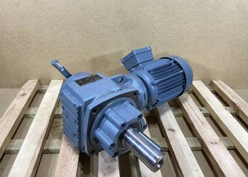 motoreduktor / przekładnia 1,1kW 30obr. 3fazowy SEW