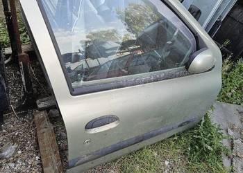 Drzwi renault Thalia prawy przód