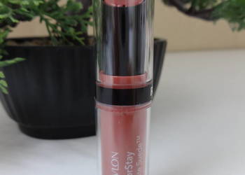Pomadka Revlon ColorStay Ultimate Suede 055