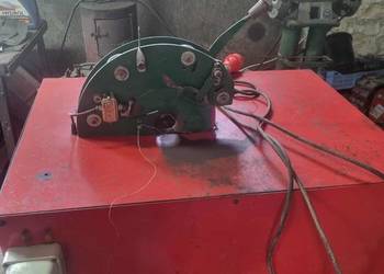 Witam mam do sprzedania maszynę do robienia wianków