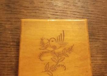 Drewniane pudełko z ptaszkiem. PRL