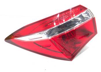 LAMPA LEWY TYŁ TOYOTA COROLLA E18 Sedan/Limuzyna 13-19 ŚWIATŁO