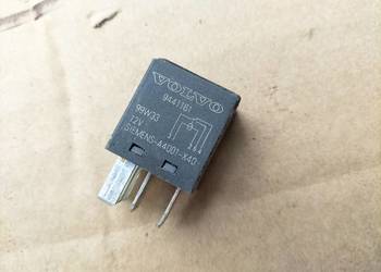 PRZEKAŹNIK VOLVO 9441161