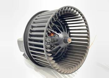 DMUCHAWA NAWIEWU FORD KUGA II AV6N-18456-AA WENTYLATOR