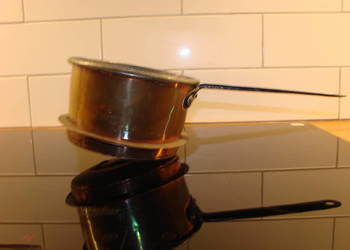 stary miedziany rondel