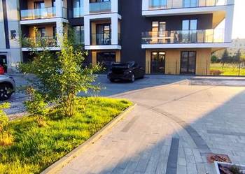 Mieszkanie na 3 piętrze z windą i klimatyzacjia