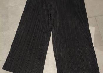 Spodnie damskie czarne,dlugie, luźne