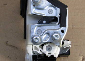 ZAMEK DRZWI PRZEDNI PRAWY SUZUKI IGNIS III 78H30030 2-PIN
