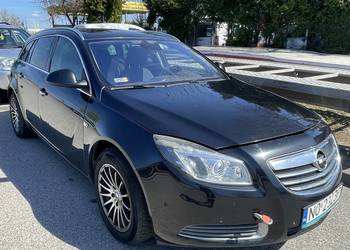 Opel Insygnia 2,0 D  2011r uszkodzony silnik