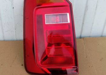 VW CADDY LIFT 2K1 LAMPA LEWA TYTŁ