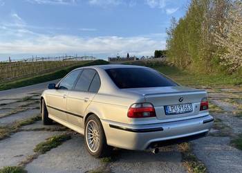 BMW E39 523i