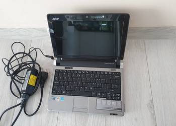 Acer aspire one