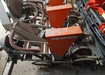 Siewnik do kukurydzy Pneumasem