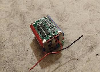 Akumulator 12v 5,6+Ah Bateria li-ion 18650 z balanserem/bms 40A Pakiet 3S3P