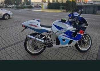 Suzuki Gsxr srad 750