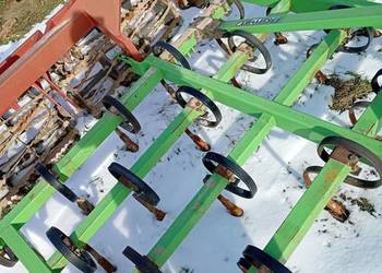 Kultywator z wałkami 3m