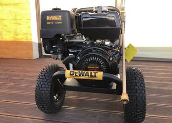 Myjka Ciśnieniowa spalinowa DEWALT Honda GX-300 Bar