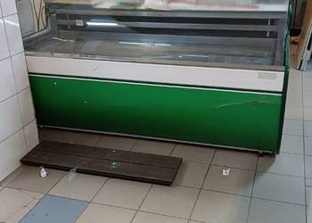 Sprzedam wyposażenie sklepu spożywczego