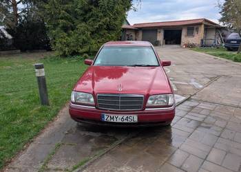 Sprzedam Mercedes C280 automat benzyna